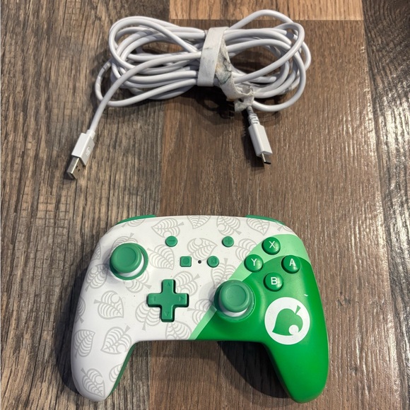 PowerA Animal Crossing Nintendo Switch Wireless Controller - Picture 1 of 4